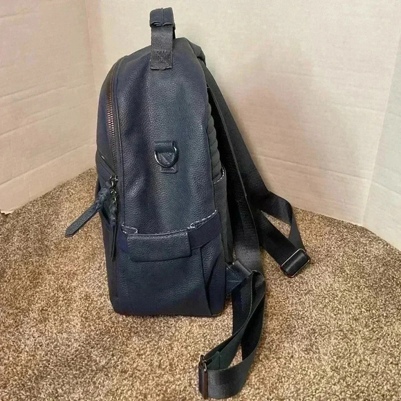 Rad|Rev navy blue backpack/diaper bag. Great condition! - Picture 4 of 11
